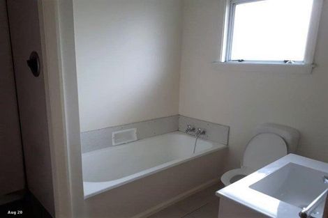 Photo of property in 19 Maidstone Road, Ilam, Christchurch, 8041