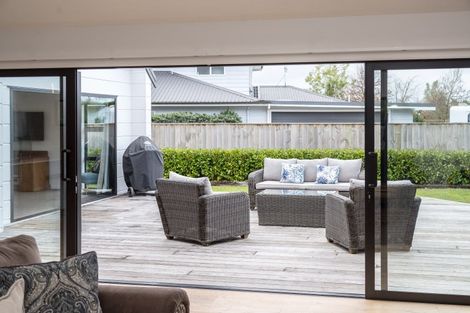 Photo of property in 85 Reading Street, Greytown, 5712