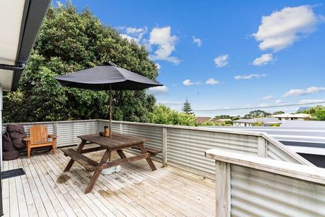 Photo of property in 3 Kelly Street, Baylys Beach, Dargaville, 0377