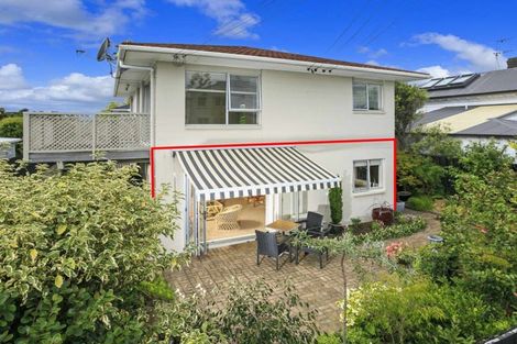 Photo of property in 1/132 Victoria Road, Devonport, Auckland, 0624