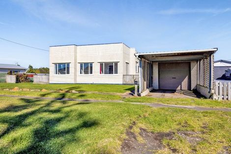 Photo of property in 35 Norfolk Street, Patea, 4520