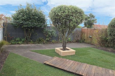 Photo of property in 2/4 Molesworth Place, Somerfield, Christchurch, 8024