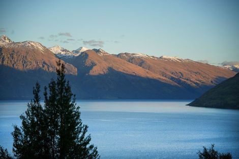 Photo of property in 6 Aspen Grove, Fernhill, Queenstown, 9300