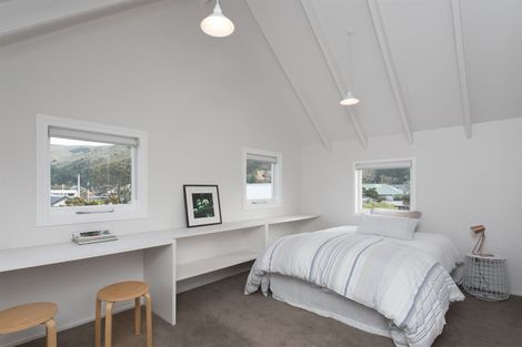 Photo of property in 60 Wiggins Street, Sumner, Christchurch, 8081