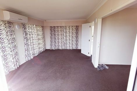 Photo of property in 150 Mokoia Road, Chatswood, Auckland, 0626