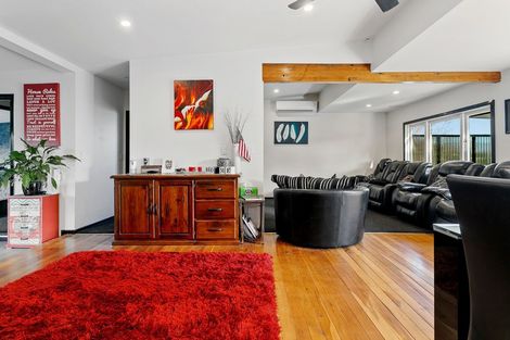 Photo of property in 14 Pipi Street, Two Mile Bay, Taupo, 3330