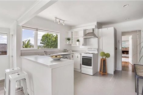 Photo of property in 1/40 Carlisle Road, Browns Bay, Auckland, 0630