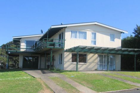 Photo of property in 4 Rimu Street, Whitianga, 3510