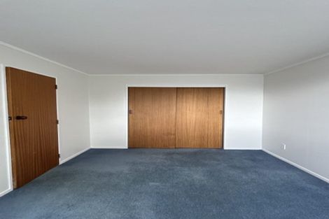 Photo of property in 2/13 Upper Bourke Street, Kilbirnie, Wellington, 6022