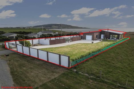 Photo of property in 1 Surrey Street, Orepuki, Riverton, 9881