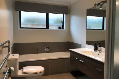 Photo of property in 11 Lanyard Street, Pyes Pa, Tauranga, 3112