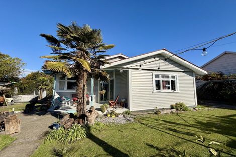 Photo of property in 4 Rintoul Street, Westport, 7825