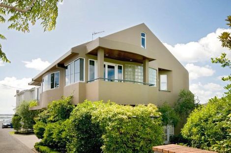 Photo of property in 1/43 Princes Street, Northcote Point, Auckland, 0627