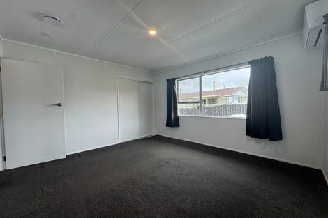 Photo of property in 1 Belton Place, Hikurangi, 0114