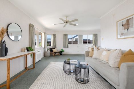 Photo of property in 482b Devonport Road, Tauranga South, Tauranga, 3112