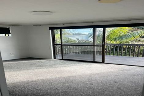 Photo of property in 41 Lavelle Road, Henderson, Auckland, 0612