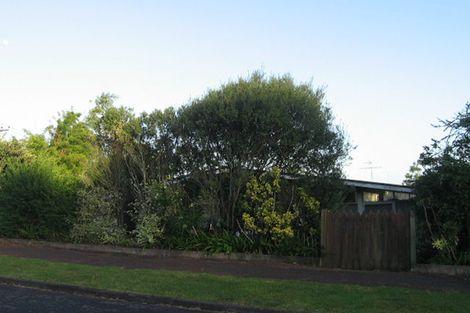 Photo of property in 2 Mount Carmel Place, Meadowbank, Auckland, 1072
