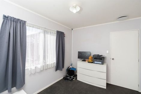 Photo of property in 14 Aldershot Place, Nawton, Hamilton, 3200