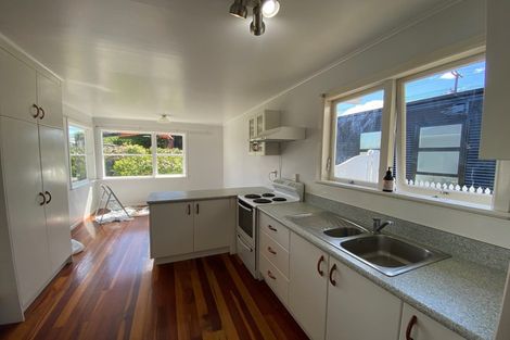 Photo of property in 19 Great North Road, Saint Johns Hill, Whanganui, 4501