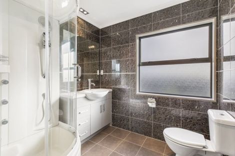 Photo of property in 224 Alec Craig Way, Gulf Harbour, Whangaparaoa, 0930