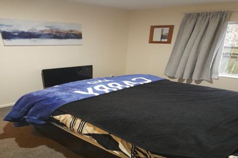 Photo of property in 2/85 Garden Road, Northland, Wellington, 6012