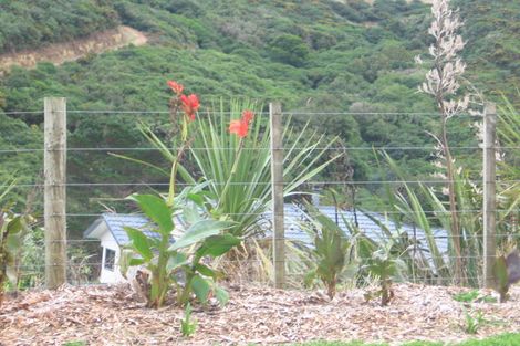 Photo of property in 33 Woodburn Drive, Takapu Valley, Wellington, 5028