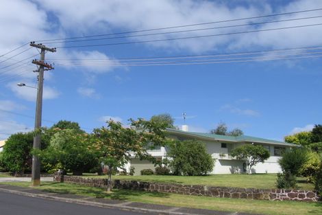 Photo of property in 2 Watene Road, Mount Wellington, Auckland, 1060