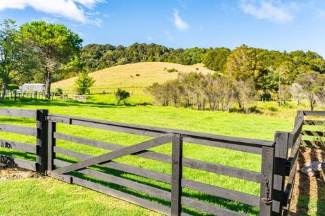 Photo of property in 228 Harris Road, Glenbervie, Whangarei, 0175