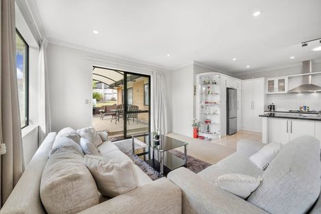 Photo of property in 16 Leafield Crescent, Henderson, Auckland, 0612