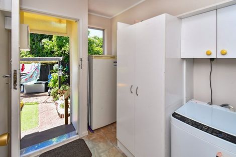 Photo of property in 4 Robert Allan Way, Pakuranga Heights, Auckland, 2010