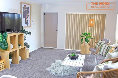 Photo of property in 45c Senator Drive, Manurewa, Auckland, 2105