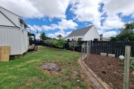 Photo of property in 2a Miro Street, Drury, 2113