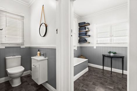 Photo of property in 81 Nelson Crescent, Napier South, Napier, 4110