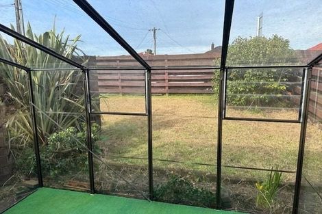 Photo of property in 1/51 Shakespeare Road, Milford, Auckland, 0620