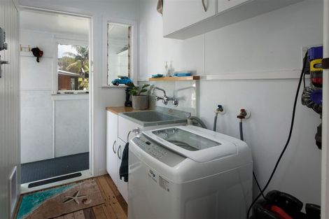 Photo of property in 6 Otto Road, Waihi Beach, 3611