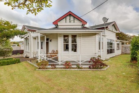 Photo of property in 17 Dawson Street, Pahiatua, 4910