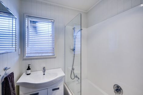 Photo of property in 8 Ngarimu Street, Havelock North, 4130