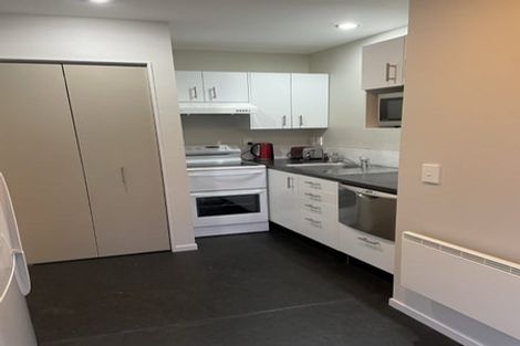 Photo of property in 15 Pinelands Avenue, Seatoun, Wellington, 6022