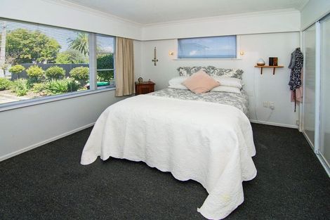 Photo of property in 1 Newall Place, Solway, Masterton, 5810