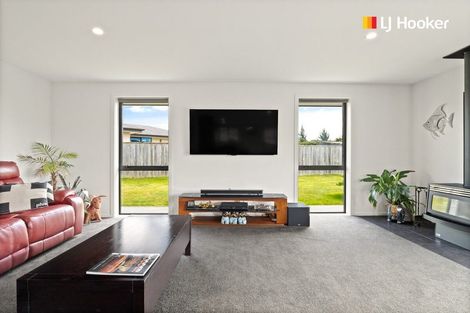 Photo of property in 107 Severn Street, Green Island, Dunedin, 9018