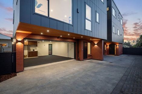 Photo of property in 16b Egremont Street, Belmont, Auckland, 0622