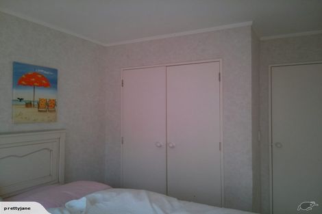 Photo of property in 1/28 Bernie Edwards Place, Botany Downs, Auckland, 2010