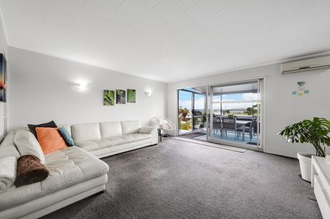 Photo of property in 3/64 Hattaway Avenue, Bucklands Beach, Auckland, 2012