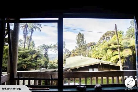 Photo of property in 426 Scenic Drive, Waiatarua, Auckland, 0612