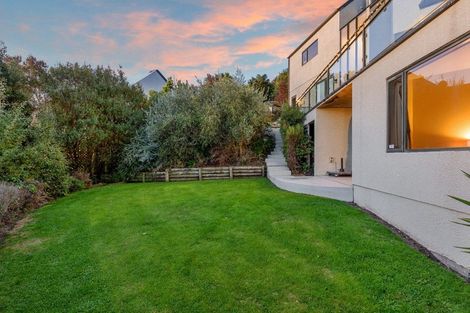 Photo of property in 24 Lucknow Place, Cashmere, Christchurch, 8022