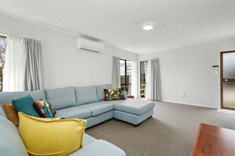 Photo of property in 19 Tobago Crescent, Grenada North, Wellington, 5028