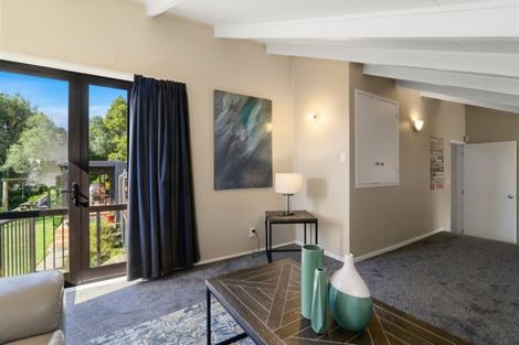 Photo of property in 6 Mark Place, Lynmore, Rotorua, 3010