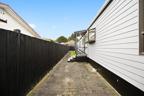 Photo of property in 25 Kentucky Crescent, Nawton, Hamilton, 3200