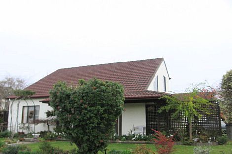 Photo of property in 64 Avondale Road, Taradale, Napier, 4112