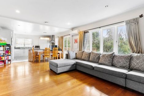 Photo of property in 9 Wilsher Crescent, Henderson, Auckland, 0612